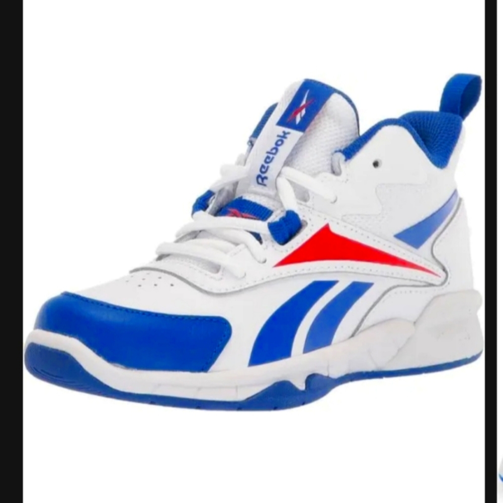 Reebok boys basketball sneakers size 4